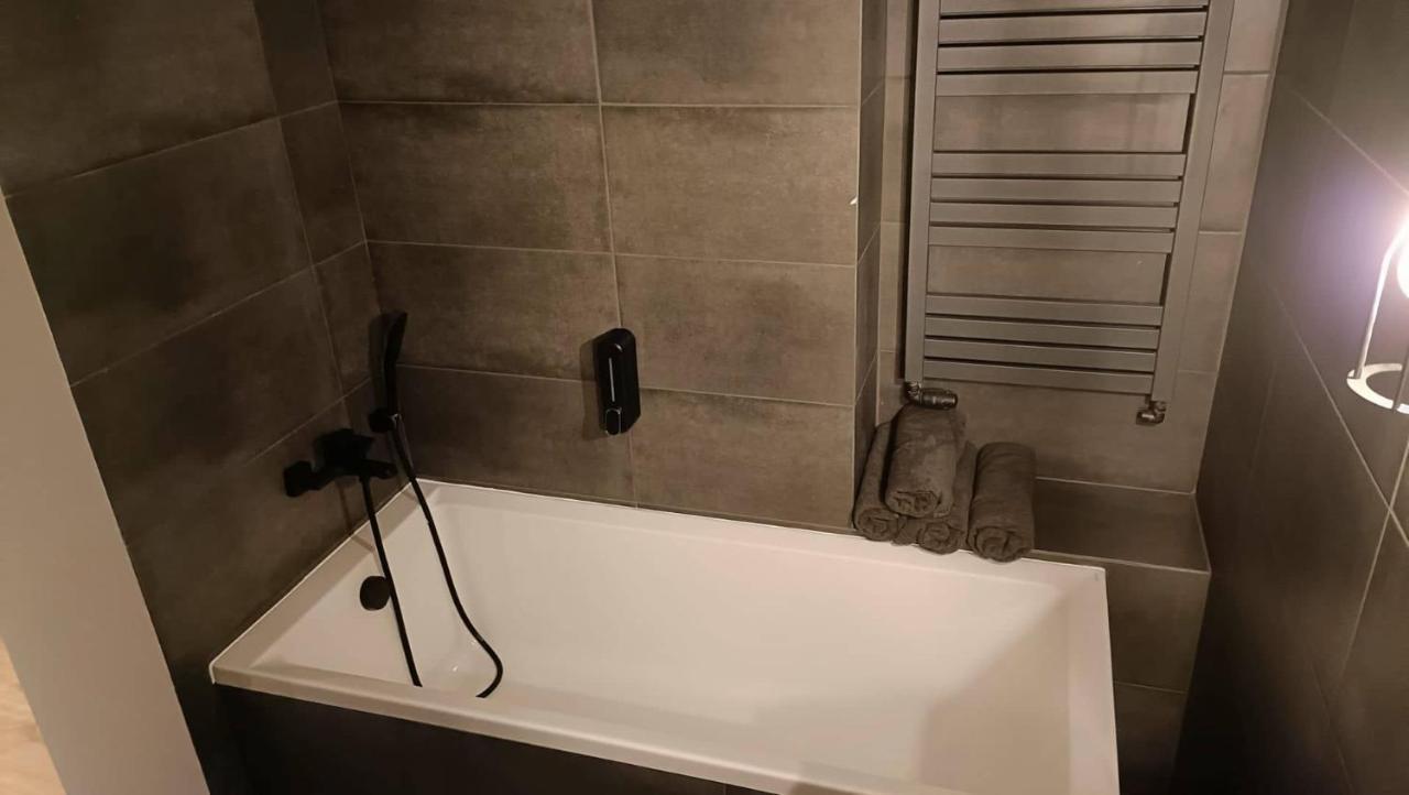 Appartement Loft Szewska 6 - Old Town - Parking Free à Stary Toruń Extérieur photo